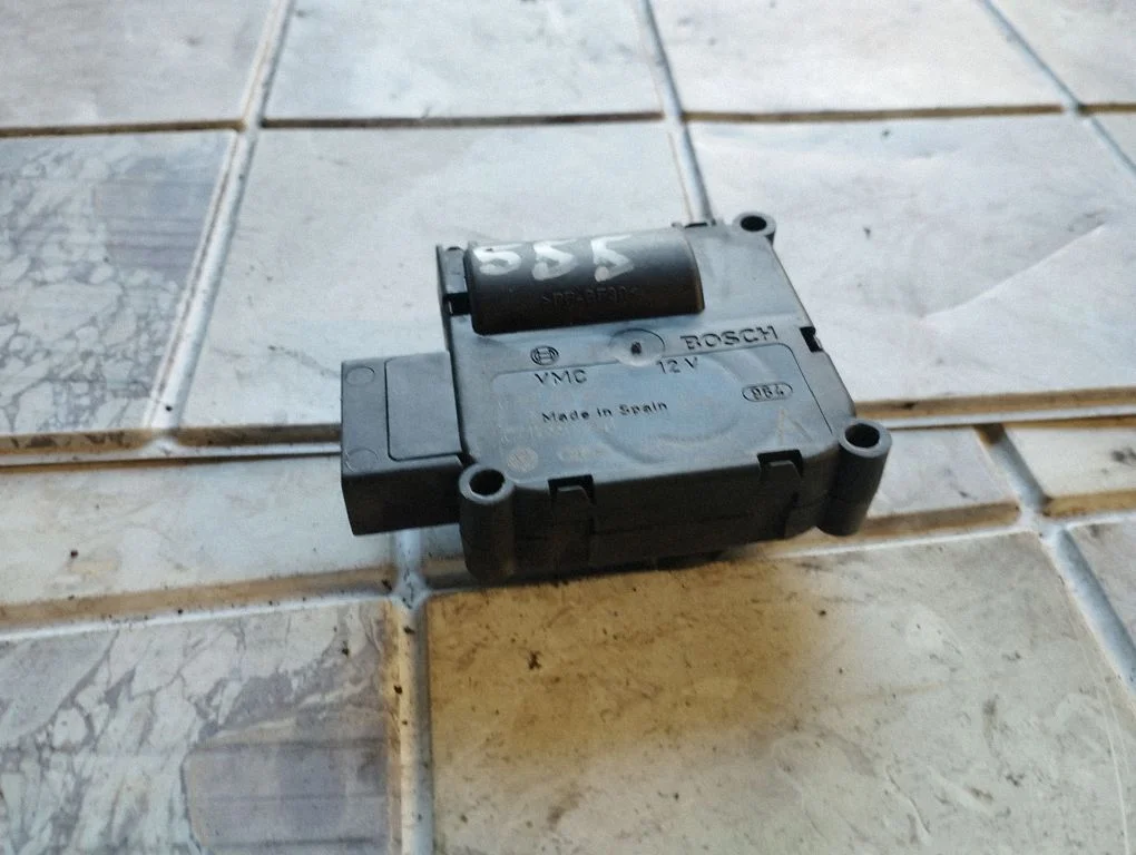 Õhuklapi mootor / ajam 0132801359