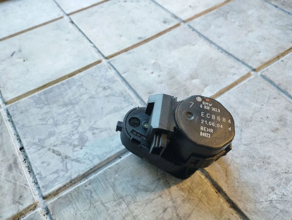 Air flap motor/actuator 69303039
