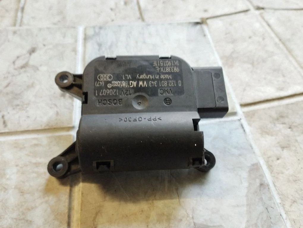 Air flap motor/actuator 1K1907511E