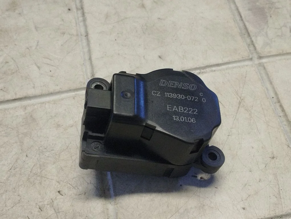 Gaisa aizvara motoriņš/aktuators 1139300720