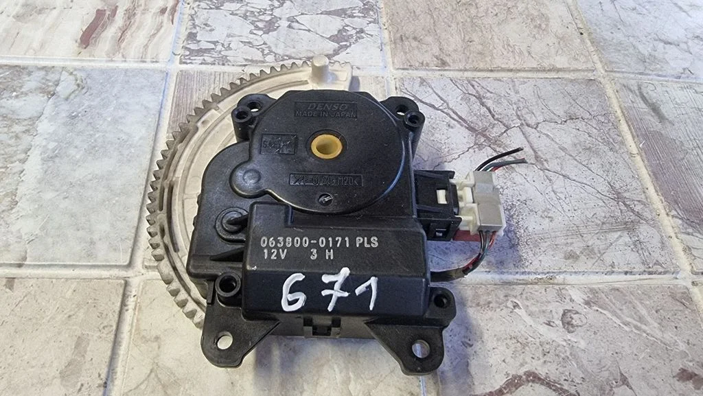 Gaisa aizvara motoriņš/aktuators 0638000171PLS