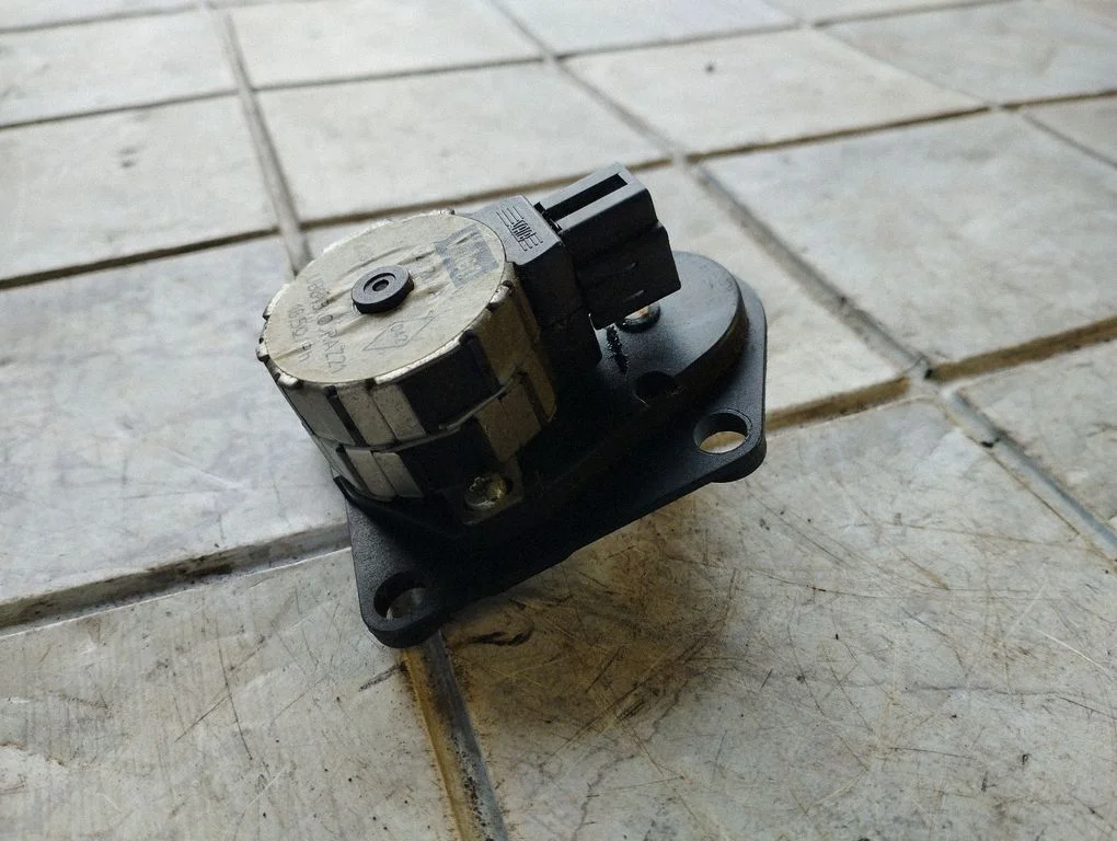 Gaisa aizvara motoriņš/aktuators 847264A