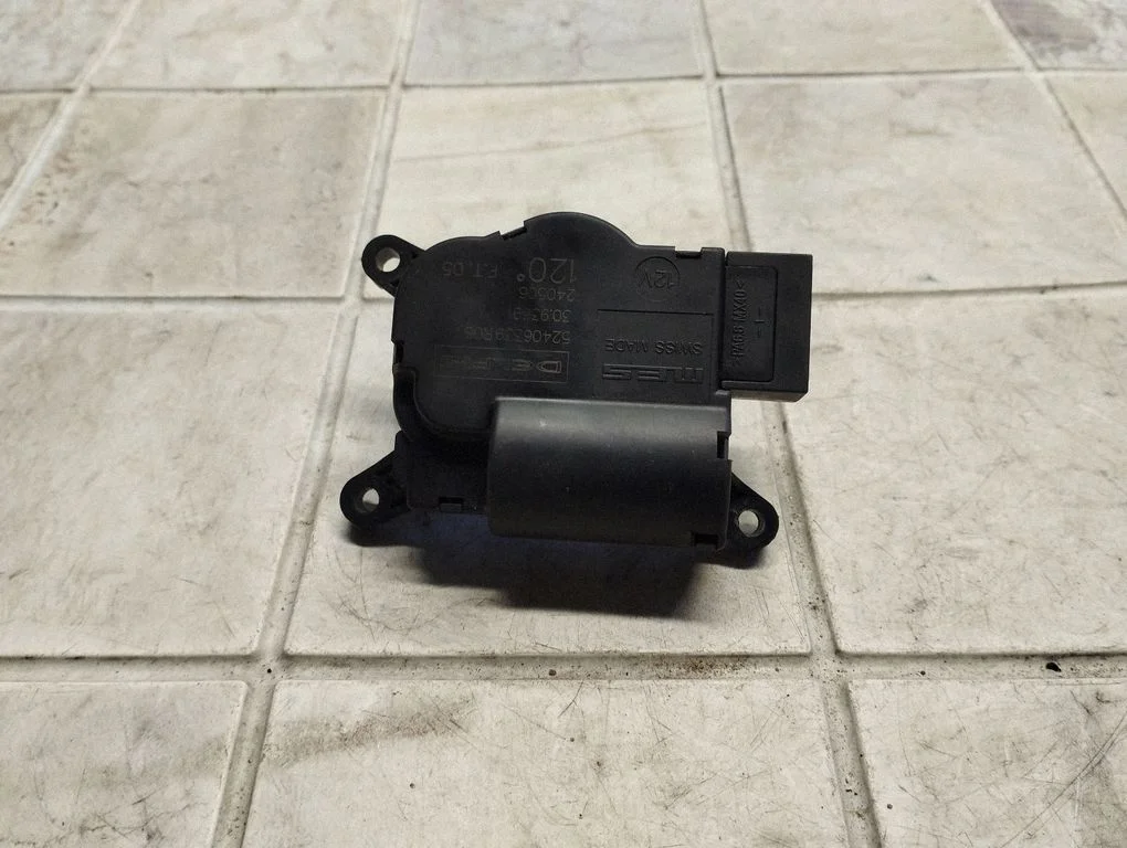 Õhuklapi mootor / ajam – Opel Astra H (2004-2012)