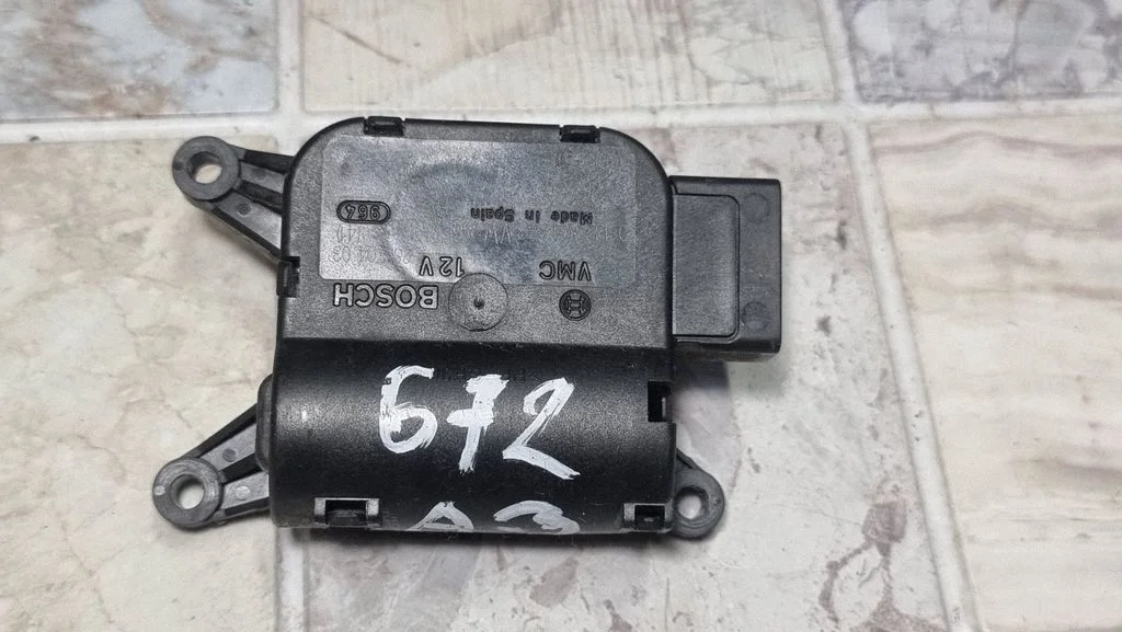 Air flap motor/actuator – Audi A3 S3 8P (2003-2012)