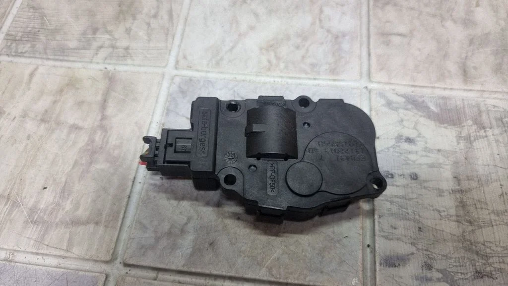 Air flap motor/actuator 13122013