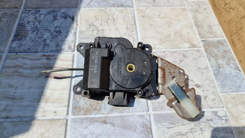 Air flap motor/actuator 0637007460