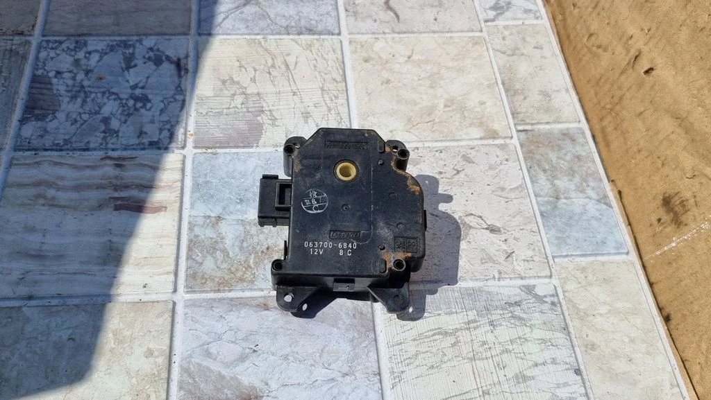 Air flap motor/actuator 0637006840