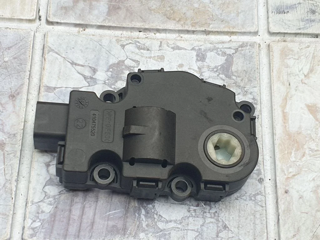 Air flap motor/actuator 410475520