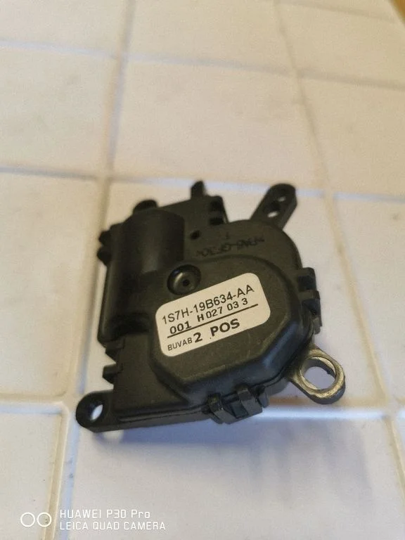 Air flap motor/actuator 1S7H19B634