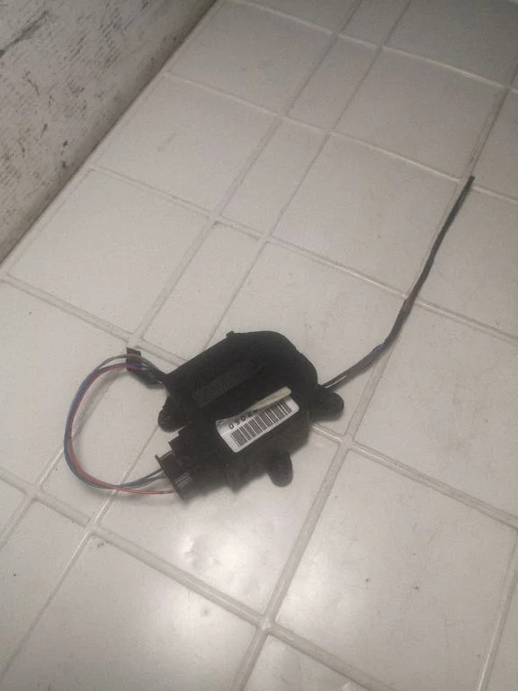 Air flap motor/actuator 1000067011