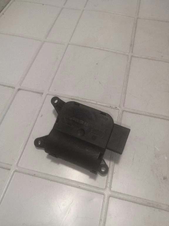 Air flap motor/actuator 1K0907511