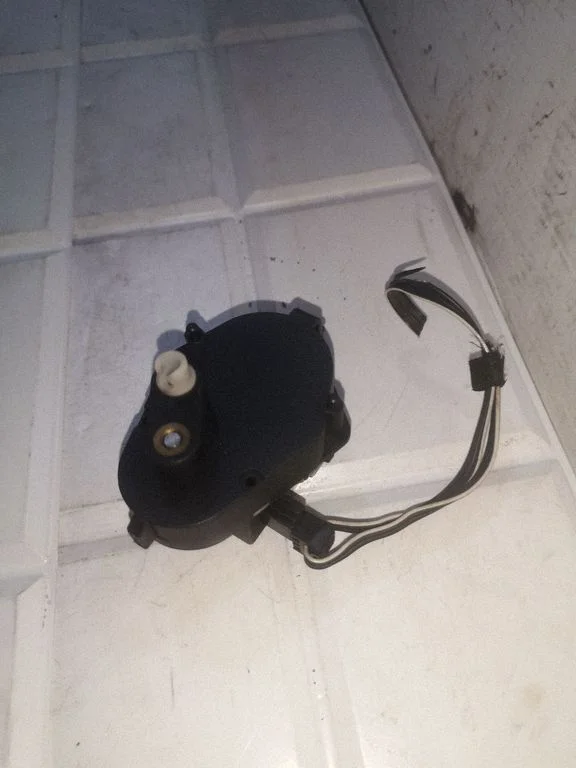 Air flap motor/actuator 8391378