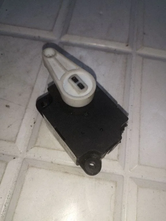 Air flap motor/actuator – Subaru Forester SH (2008-2013)