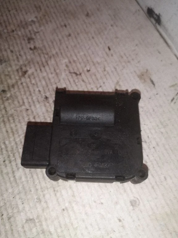 Air flap motor/actuator 0132801359