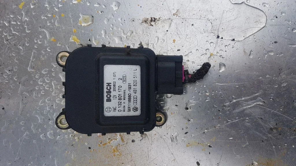 Air flap motor/actuator 4B1820511L