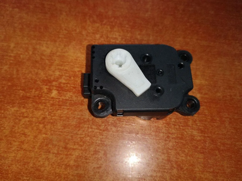 Õhuklapi mootor / ajam – Land Rover Range Rover Sport L320 (2005-2013)