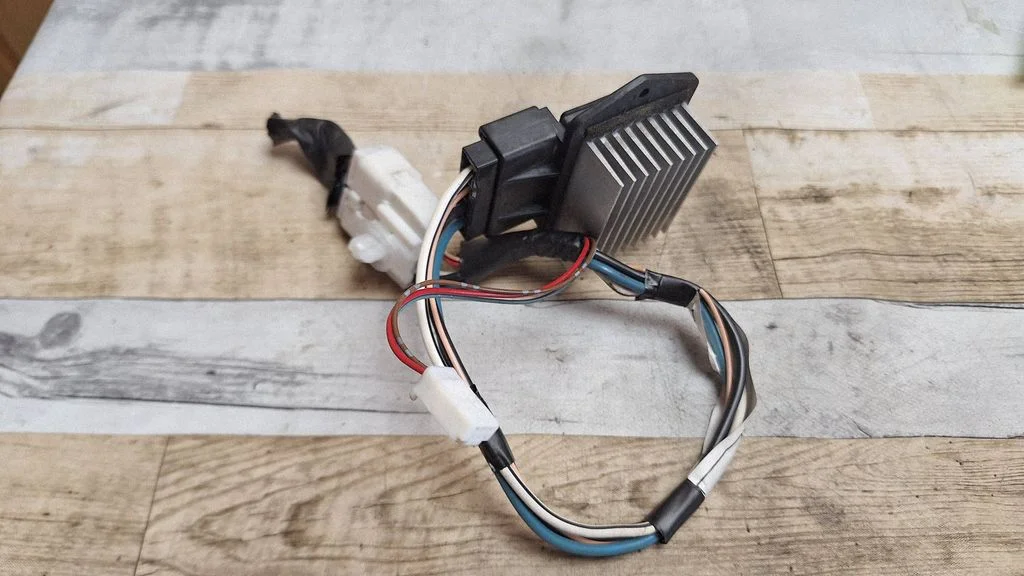 Heater blower motor/fan resistor 4993002121