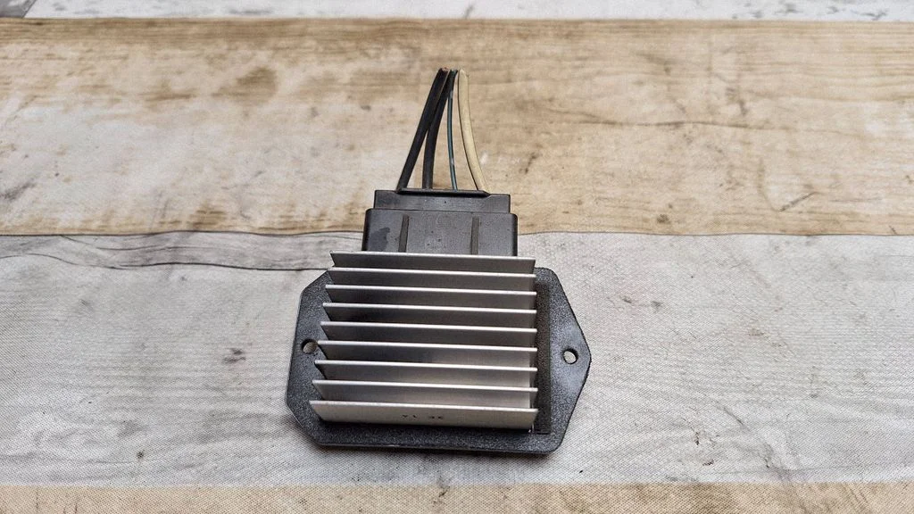 Heater blower motor/fan resistor 4993002121