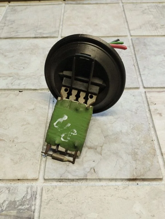 Heater blower motor/fan resistor