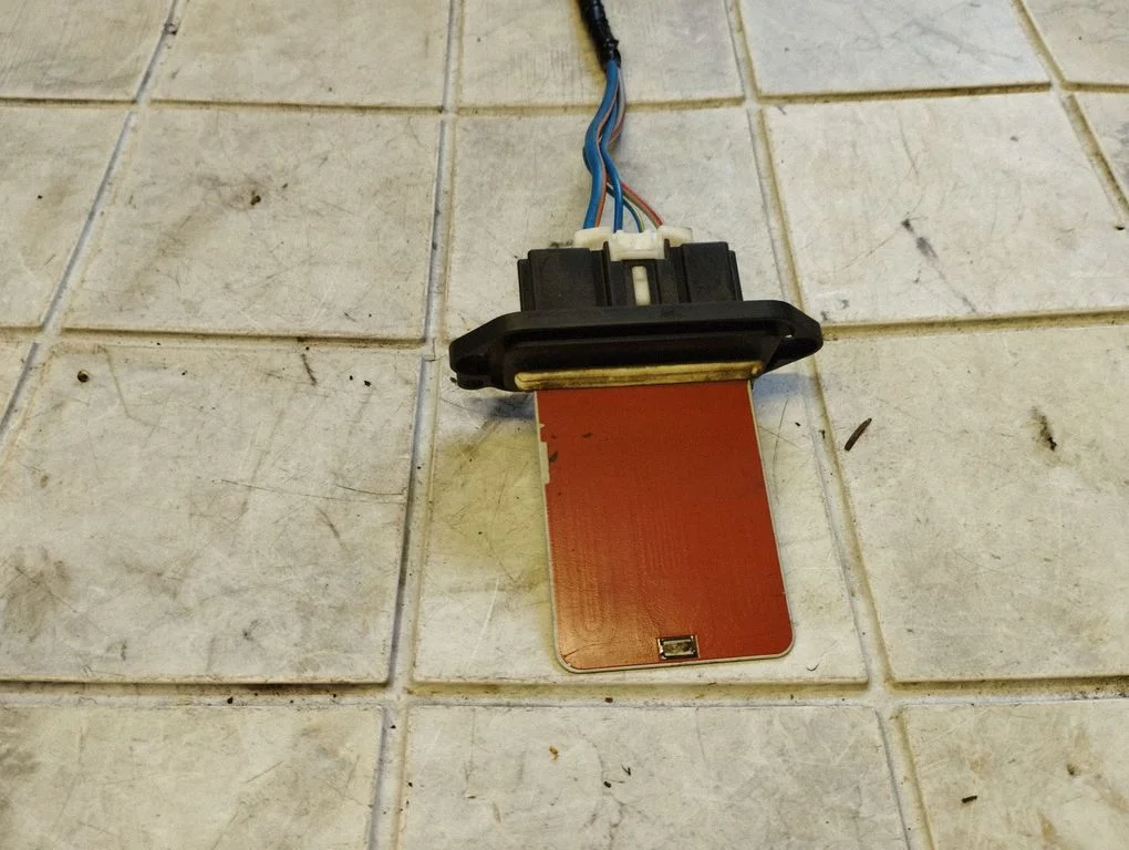 Heater blower motor/fan resistor HB151BN7N