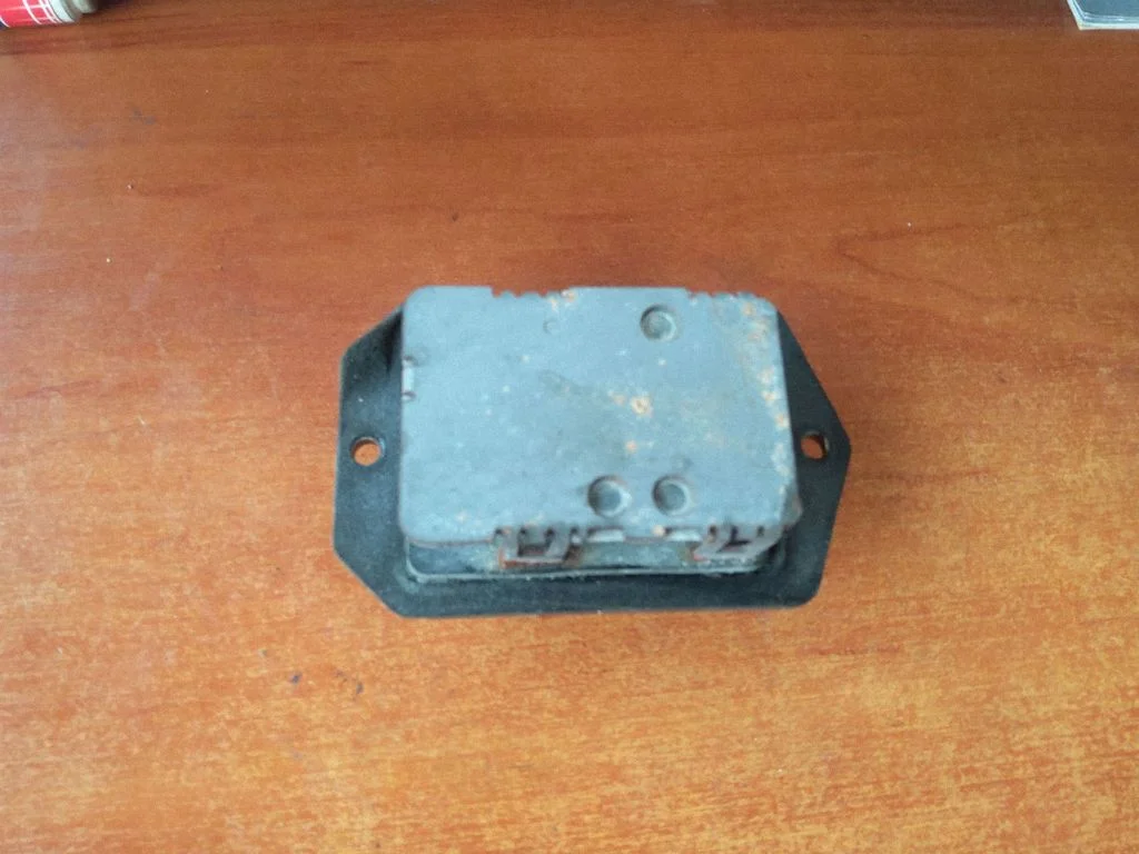 Heater blower motor/fan resistor – Toyota Yaris Verso (1999-2005)