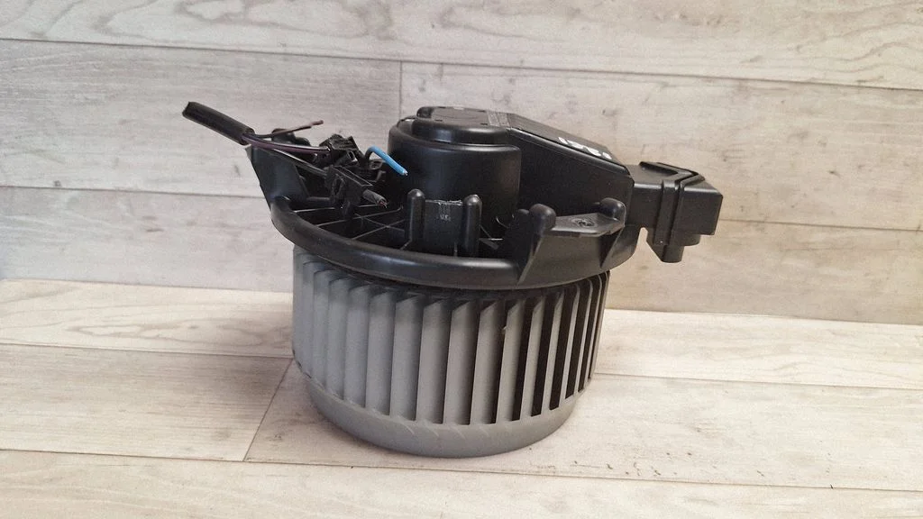 Heater fan/blower – Toyota Yaris (2006-2011)