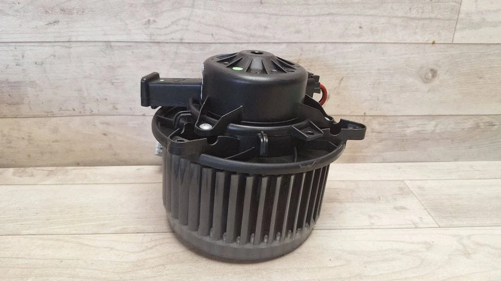 Heater fan/blower 5242673401