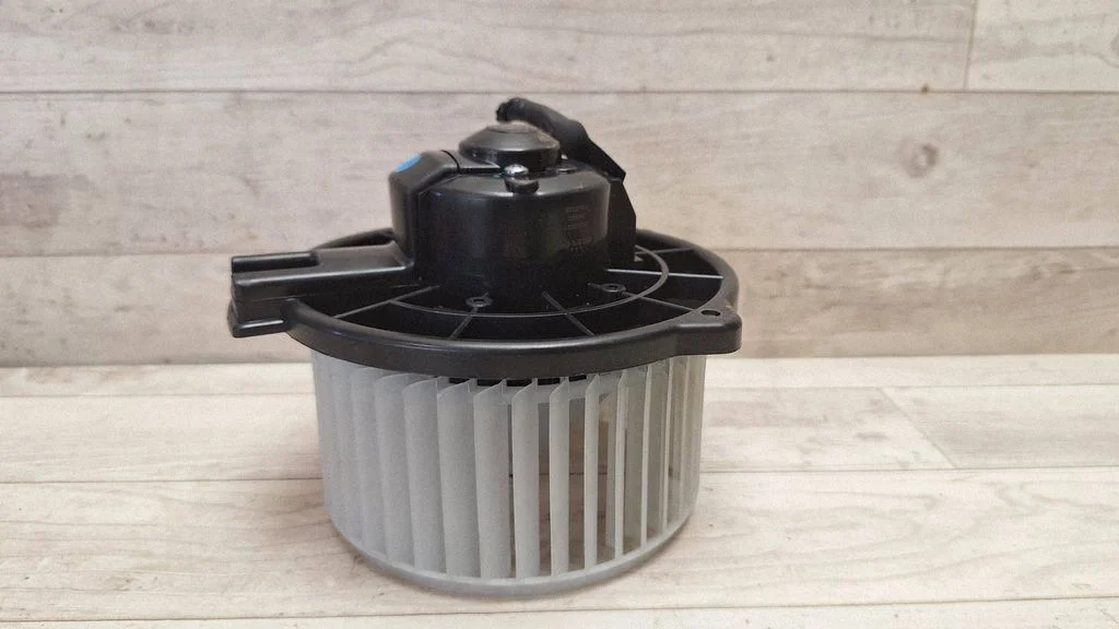 Heater fan/blower 2002221