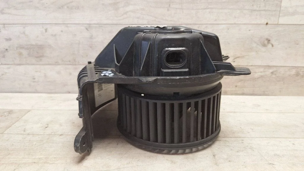 Dmuchawa nawiewu M1001038
