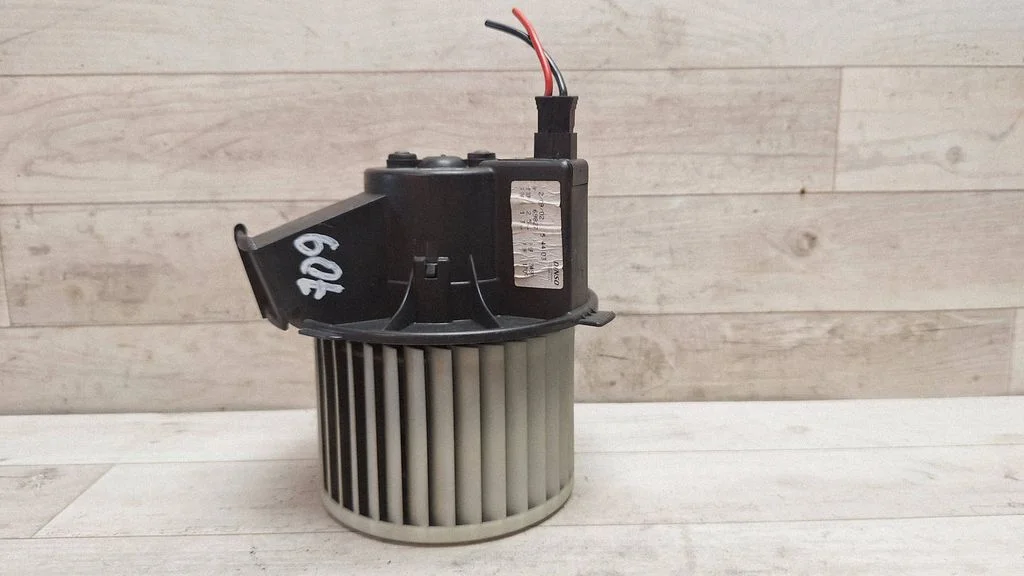 Heater fan/blower – Peugeot 307 (2001-2005)