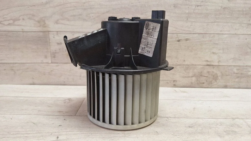 Heater fan/blower – Peugeot 307 (2001-2005)