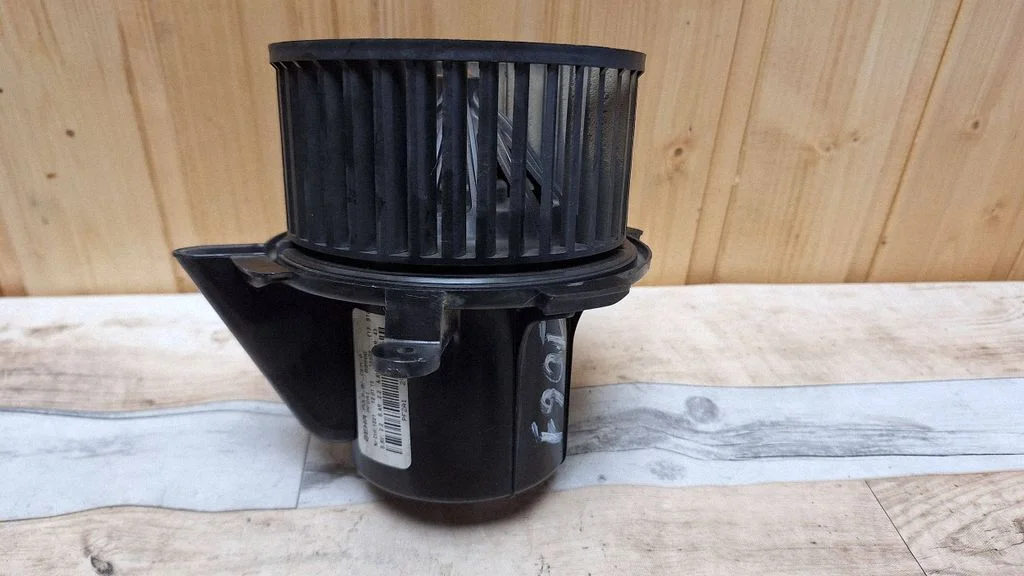 Heater fan/blower – Peugeot 307 (2001-2005)
