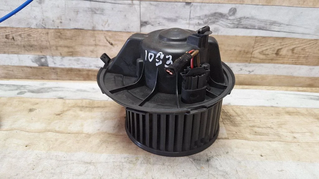 Heater fan/blower – Volkswagen Passat B6 (2005-2010)