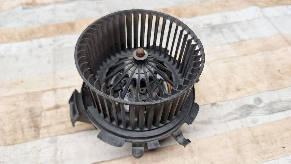 Heater fan/blower H6868