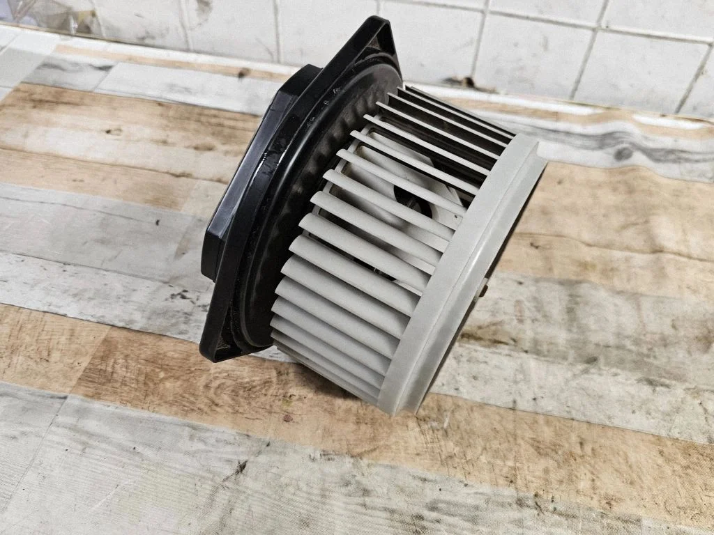 Heater fan/blower 272V03TA1A