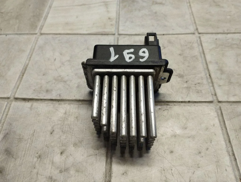 Salongipuhuri takisti MF246810149