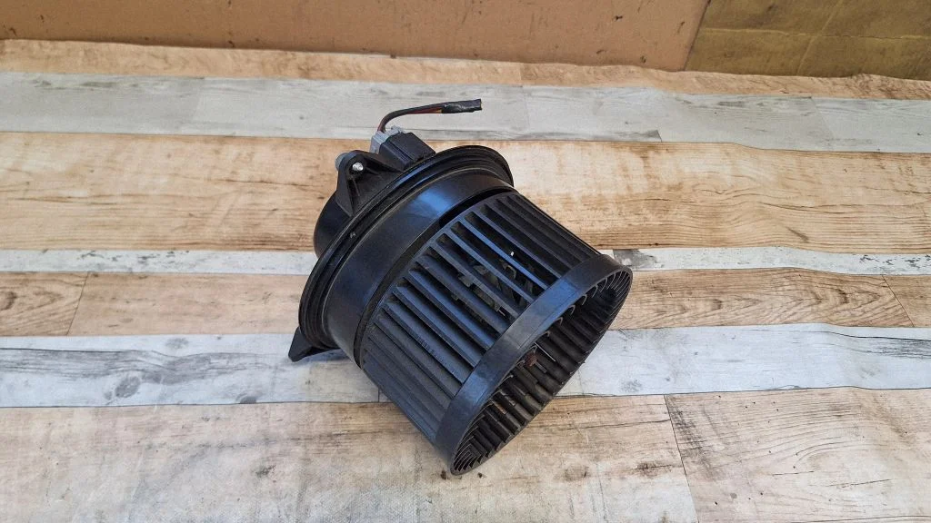 Heater fan/blower