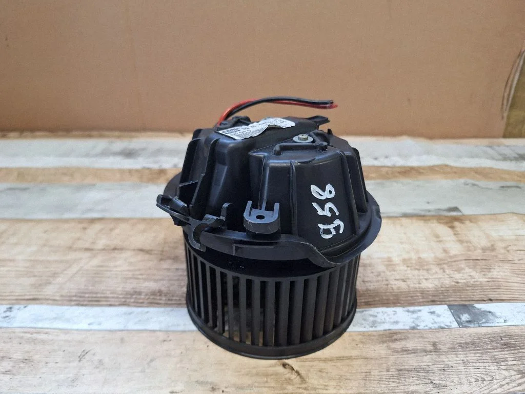 Heater fan/blower 665878C