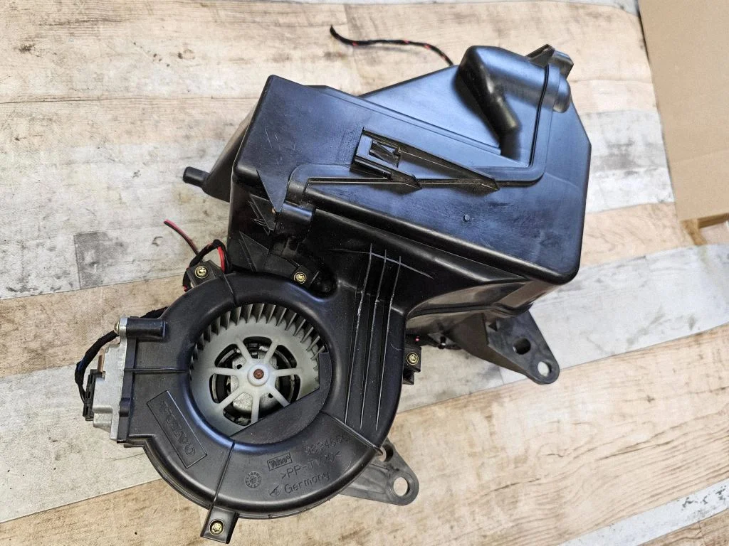 Heater fan/blower 30676410