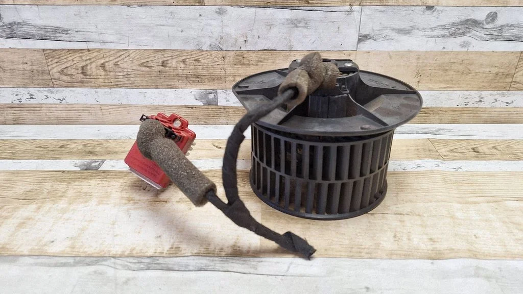 Heater fan/blower 7M0819021