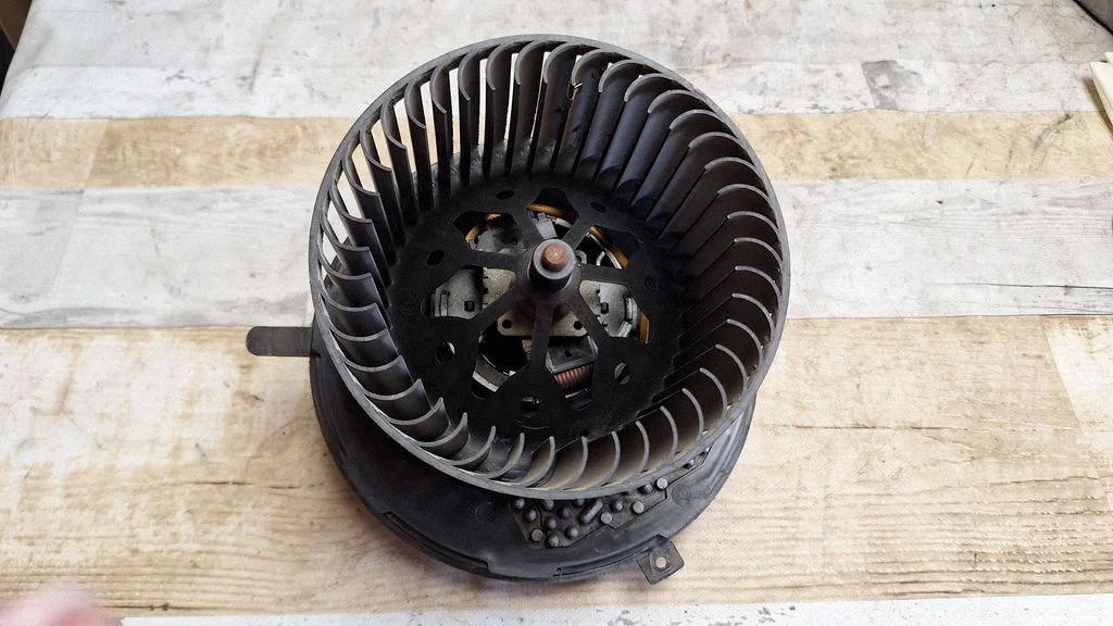 Heater fan/blower 2002221