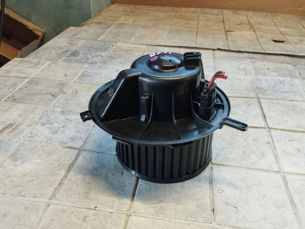 Heater fan/blower