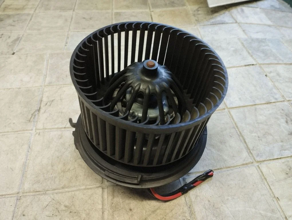 Krāsniņas ventilators/pūtējs F6658780