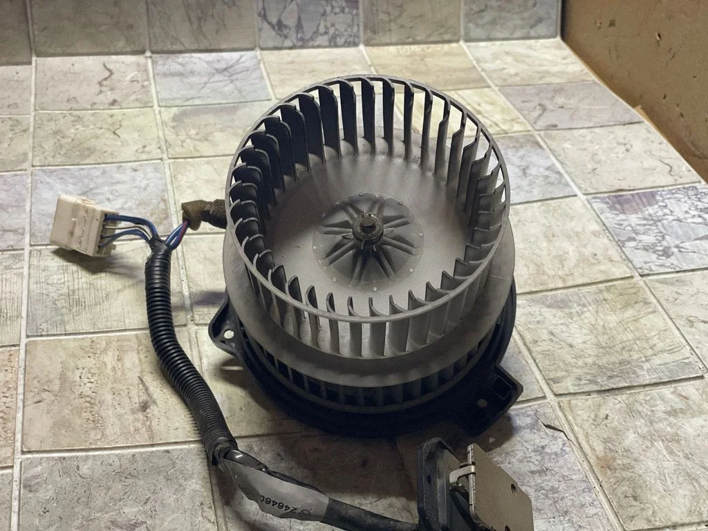Heater fan/blower – Toyota Yaris Verso (1999-2005)