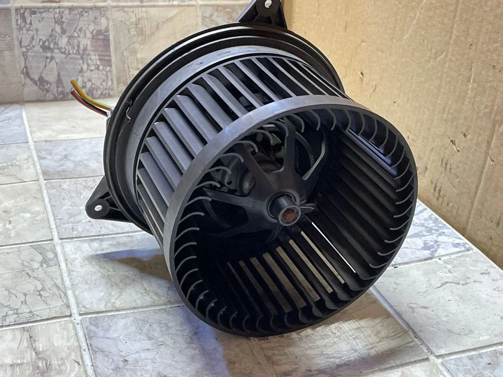 Salongipuhur XS4H18456HD