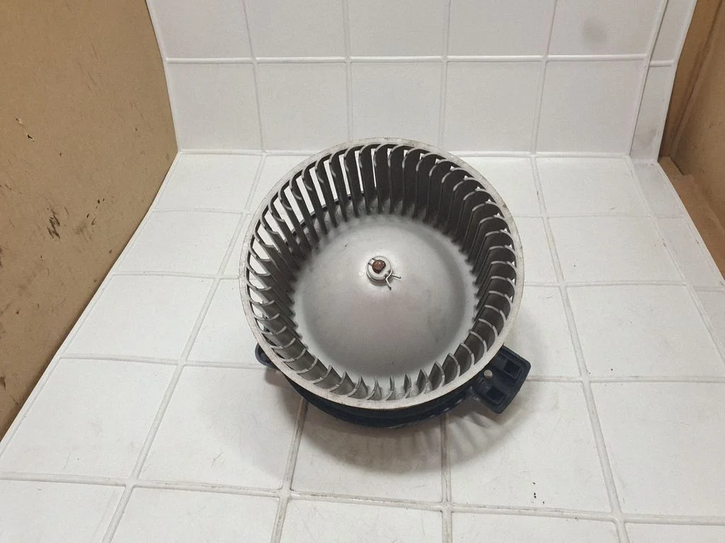 Salongipuhur 8940000