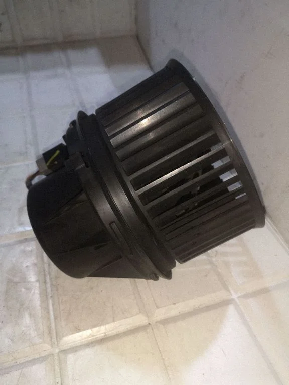 Dmuchawa nawiewu 3M5H18456EC