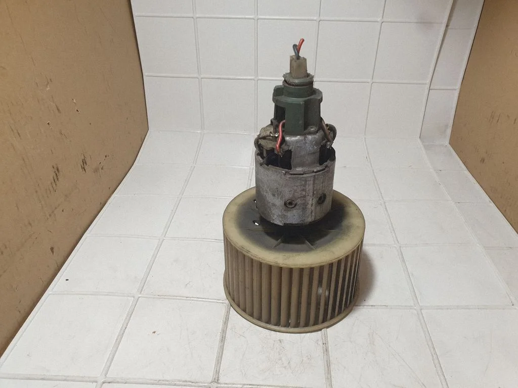 Heater fan/blower – Audi 100 200 5000 C3 (1982-1991)