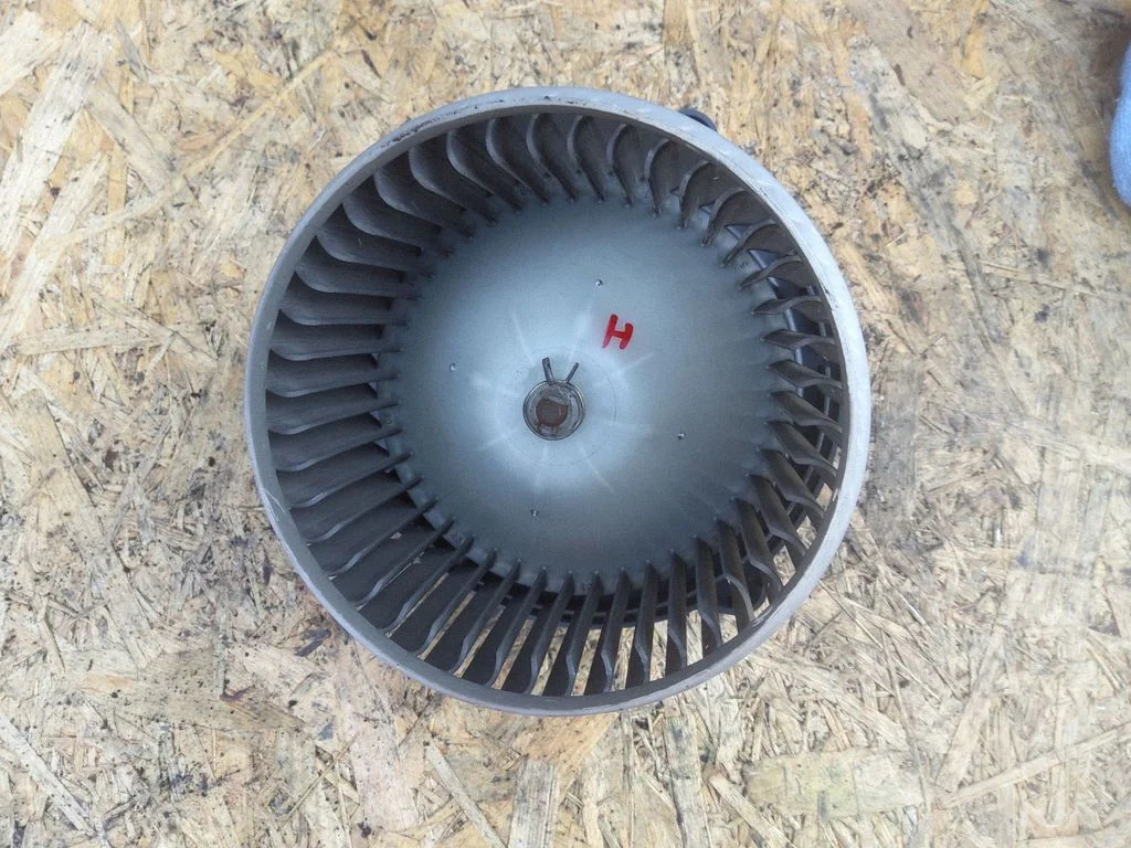 Krāsniņas ventilators/pūtējs
