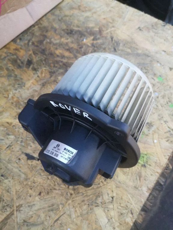 Krāsniņas ventilators/pūtējs